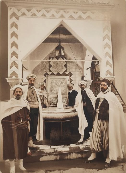 لْمَذْهَبَيْنِ فِي الْجَزَائِرِ الْعُثْمَانِيَّةِ: الْمَالِكِيَّةُ وَالْحَنَفِيَّةُ