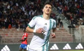Algérie (Football) - Boulbina, l’étoile montante du foot algérien, enflamme le plateau de Canal+ (vidéo)