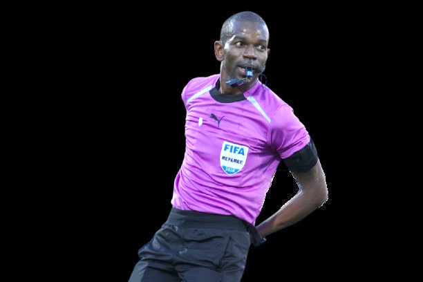 Planète (Maroc/Afrique) - CAN 2025/Nigéria-Algérie: 2 à 0: Le coin du referee – Issa Sy a accompli sa sale besogne en première mi-temps