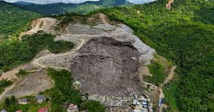 Planète (Asie) - Effondrement d'une décharge géante aux Philippines: au moins huit morts et une trentaine de personnes recherchées sous les décombres