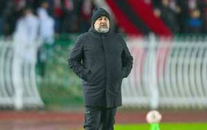 Alger (Football) - Alors que l’USM Alger continue à briller en Coupe de la CAF: qui veut déstabiliser Benchikha ?