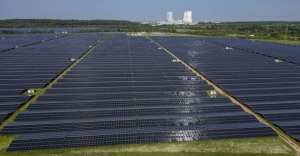 Planète - Le solaire et l’éolien sont pour la première fois plus forts que les énergies fossiles en Europe