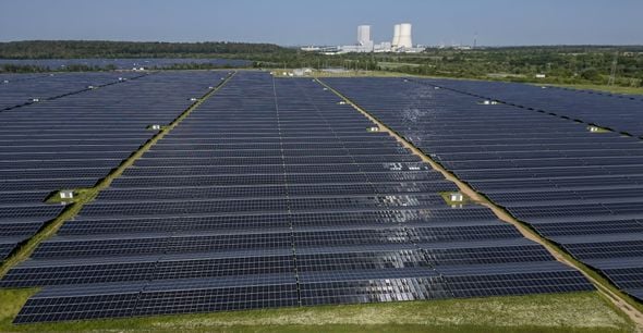 Planète - Le solaire et l’éolien sont pour la première fois plus forts que les énergies fossiles en Europe