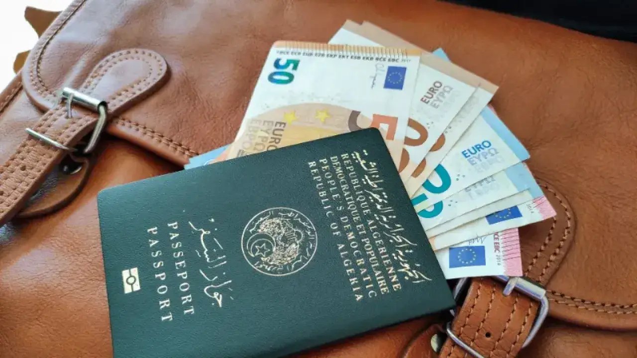 🧳 Comment obtenir l’allocation touristique de 750 € pour voyager à l’étranger (Algérie)