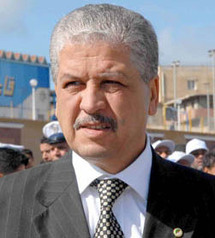 Visite du ministre Abdelmalek Sellal à Mostaganem : « Pas d'augmentation du prix de l'eau »