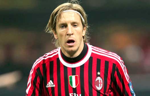 AC Milan : Ambrosini loue le maintien d'Allegri