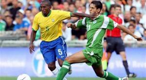 الخضر يرافقون إيطاليا والبرازيل في معسكرهم بجنوب إفريقيا                                    الطاقم الفني اليوم في زامبيا للوقوف على آخر الترتيبات