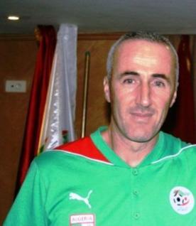 زعيم : اتفقنا مع سليم مناد لإكمال الموسم 