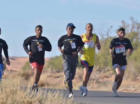 Sport, culture et découverte                                    12e marathon des dunes à Igli et El Outa