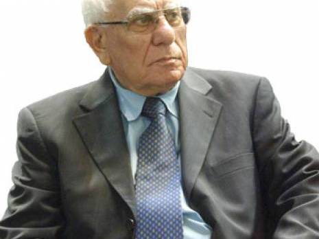 Chadli Bendjedid hospitalisé à Paris                                    Actualité : les autres articles