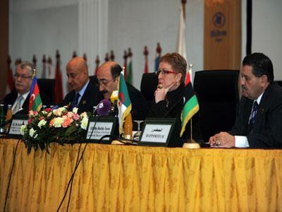 Appel à l'implication de la société civile dans les politiques culturelles                                    Clôture du 7e congrès islamique des ministres de la Culture