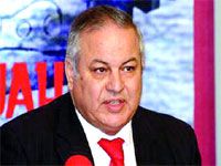 Malek Serrai au forum d''El Moudjahid