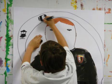 Concours International des Beaux-Arts : Les enfants se voient en peinture                                    Epoque : les autres articles