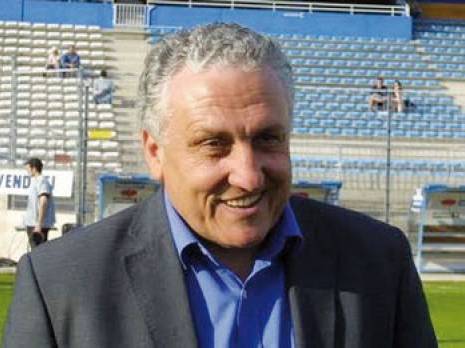 Kamel Abdelouahab. DG de la SSPA/MC Alger : «93 000 euros versés à Nouzaret»                                    Sports : les autres articles