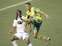 Vie des clubs JSK-JSMB / Suite aux sanctions de la LNF                                    Le derby kabyle sans Rial et Bouali