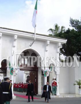 ballet diplomatique à Alger                                    CRISE AU SAHEL ET COOPERATION ECONOMIQUE