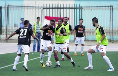 Les Sétifiens en conquérants à El-Khroub