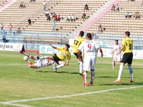 Le leader en appel                                    Championnat professionnel de Ligue 2 (7e journée)