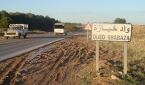 الأمطار تكشف عيوب إنجاز خط السكة الحديدية                                    وزير النقل مطلوب بالنعامة