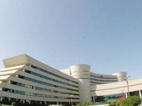 Hôtel Sheraton Club des pins (Alger) : 400 employés grévistes risquent le licenciement                                    Actualité : les autres articles