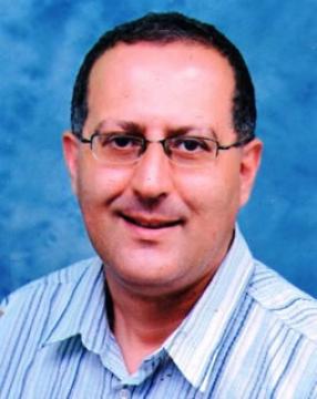 «La musique nous soulage»                                    MOULOUD OUNNOUGHENE, ECRIVAIN ET MUSICIEN, À L'EXPRESSION