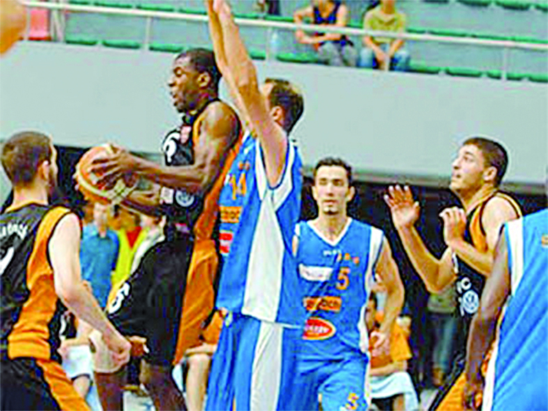 Coup d'envoi le 30 septembre                                    Championnat d'Algérie de basket-ball (2011-2012)