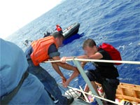 Encore 21 harragas interceptés au large d'Annaba                                    Parmi eux figure un mineur de 16 ans