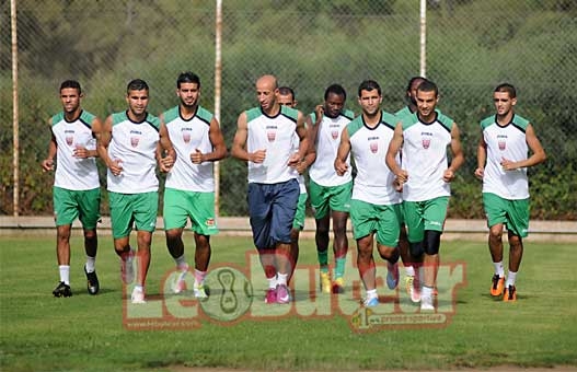 MCA : Benchikha songe déjà au mercato d'hiver : Il a exigé le recrutement d'un avant-centre et d'un meneur de jeu