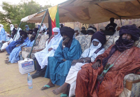 الإطاحة بخلية تجنيد في تمنراست وضبط 700 مليون بحوزة الموقوفين