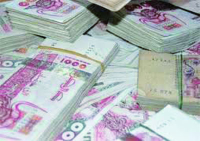Le dinar tributaire des devises