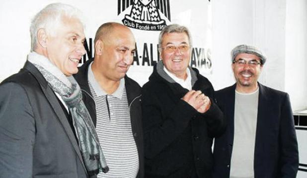 ''الاحتراف في الجزائر في بداياته وتونس تفوقكم تجربة''                                    الفرنسي روجي لومير خلال زيارته لمركز تكوين وفاق سطيف