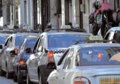 منح الاعتماد لألفي سائق أجرة جديد بوهران قريبا