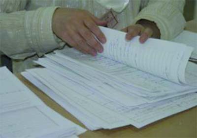 Une journée au centre de correction du baccalauréat