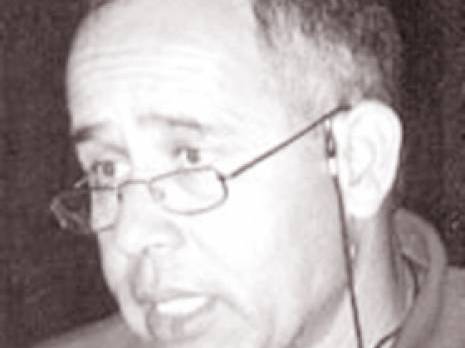 «La politique linguistique a inculqué la haine de soi»                                    Abderrazak Dourari. professeur en sciences du langage