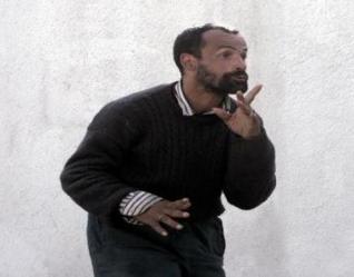 Dix algériens deviennent fous chaque jour