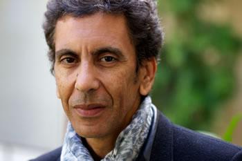 Le Maroc préfère la version israélienne                                    LE FILM L'ATTENTAT PRODUIT PAR BOUCHAREB ET ECRIT PAR YASMINA KHADRA À MARRAKECH