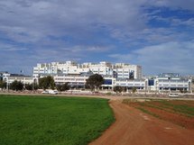Rien ne marche A l'EHU d'Oran                                    UN HOPITAL MODERNE AVEC DES ANCIENS PROBLEMES