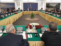 Réunion jeudi gouvernement, patronat et ugta                                    Sellal : 'Dites-nous où ça cale