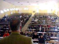 Rentrée universitaire 2011-2012 : prés de 1.300.000 étudiants rejoindront les établissements universitaires