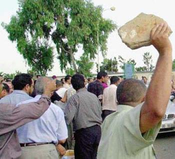 Quand la violence se substitue à la raison                                    CAMPAGNE ELECTORALE À ORAN