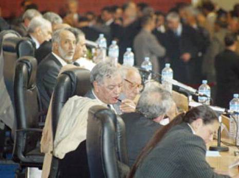 Mettre le FLN au musée de l'histoire                                    Revendication persistante d'un courant d'opinion