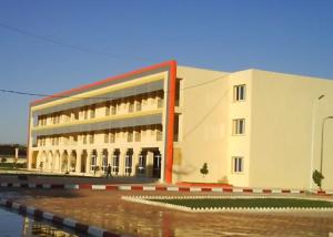 تهمي ينبهر بالمركز الجهوري للرياضات الاولمبية في بسكرة