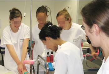 1000 paramédicaux manquent à l'appel                                    LA SANTE DANS TOUS SES ETATS: BOUIRA