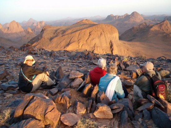 Les touristes étrangers dorénavant autorisés à visiter le parc national de l'Ahagar et de Tassili                                    Les professionnels du tourisme misent sur la réussite de la saison