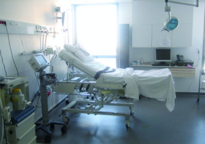 Visite d'une délégation composée de médecins algériens et cubains