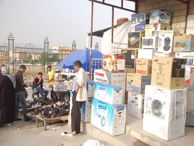 Le commerce de gros empêche l'urbanisation d'El Hamiz                                    Les habitants réclament un plan d'urgence pour sauver leurs routes