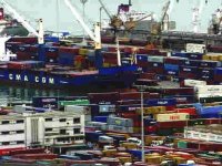 Hausse à 16,6 milliards de dollars de l'excédent commercial à fin septembre 2011 (Douanes)