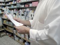 Les chômeurs diplômés en pharmacie de Sétif interpellent Ould-Abbès                                    800 demandes d'ouverture d'officine en souffrance