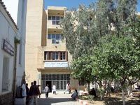 ILS Y AFFLUENT DE TOUTES LES REGIONS DU PAYS                                    Le centre anticancéreux de Blida dépassé