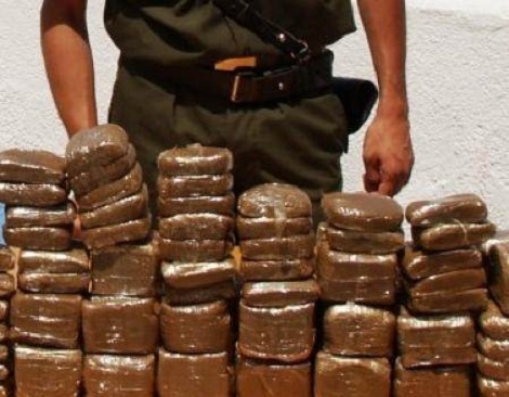 توقيف شخصين وحجز 13 كلغ من الكيف المعالج بمستغانم